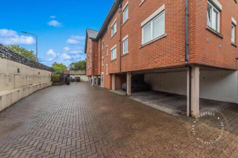 Woodley-Court-26.jpg