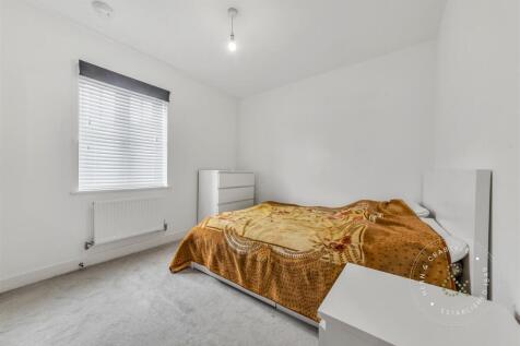 Aubrey-House-01.jpg