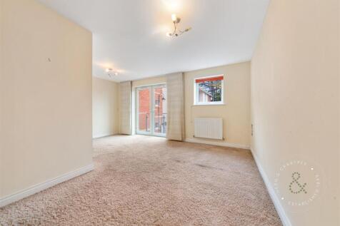 Clive-Hall-Court-06.jpg