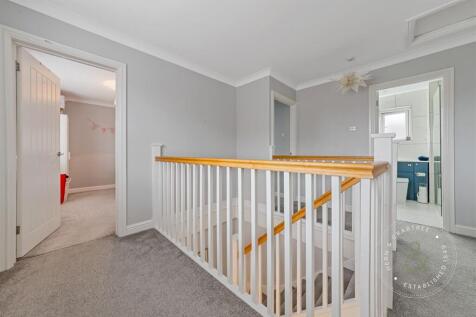 Baynton-Close-13.jpg