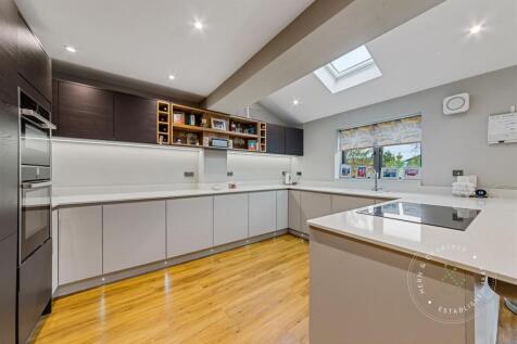Baynton-Close-26.jpg