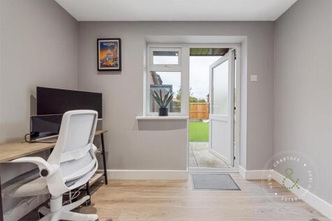 Baynton-Close-42.jpg
