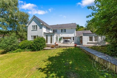 St-Fagans-Drive-53.jpg