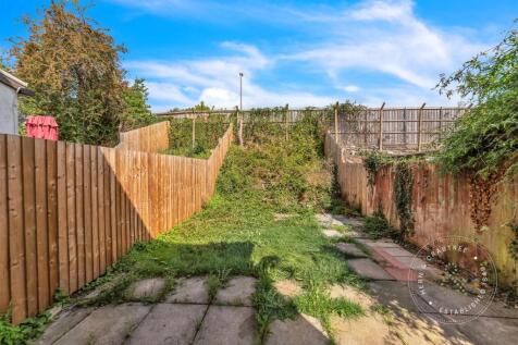 Hornchurch-Close-14.jpg