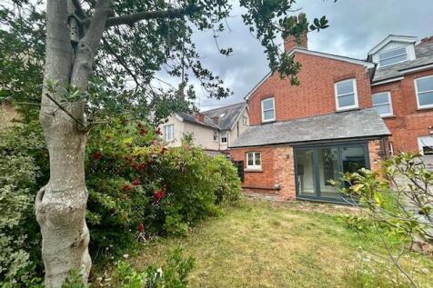 86a Alexandra Road garden new 1.jpg