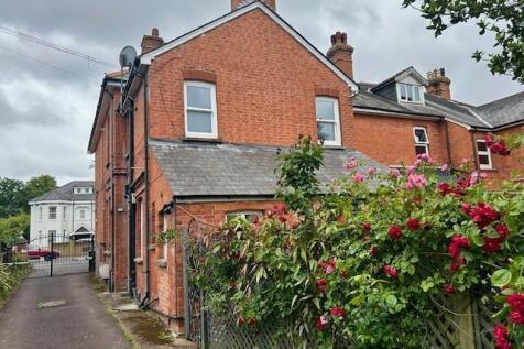 86a Alexandra Road new gardens.jpg