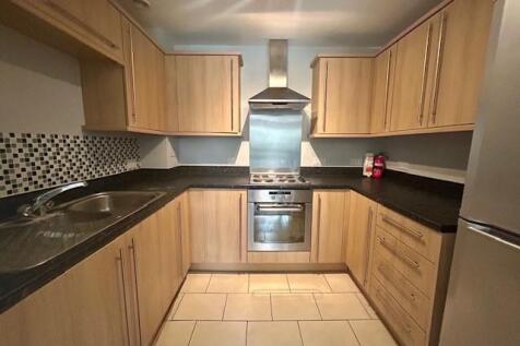 42 Calloway House kitchen.jpg