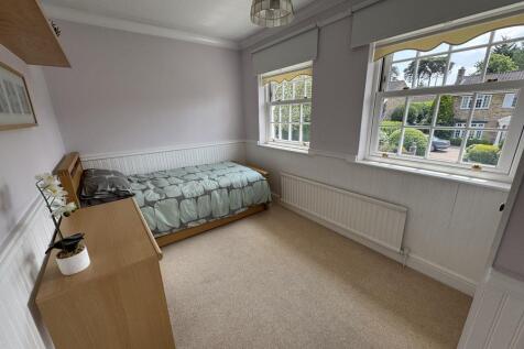 bedroom.jpg