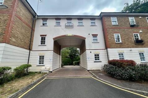 42 Markham Court front 1.jpg
