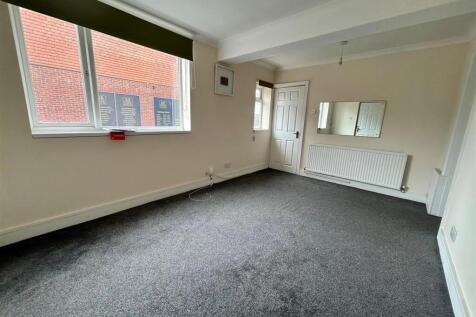 104 Mytchett Road bedroom 3.jpg