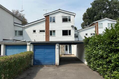 13 Alphington Green front.jpg