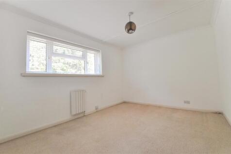 Bedroom 2.jpg