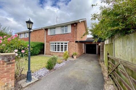 30 Kevins Grove front.jpg