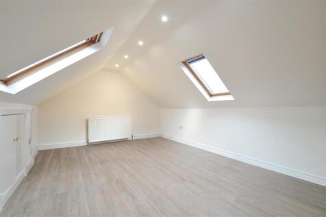 Bedroom upstairs.jpg