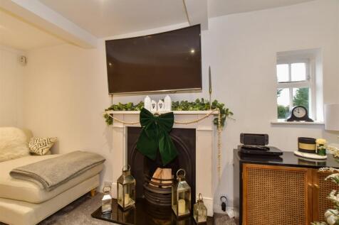 Internal Feature