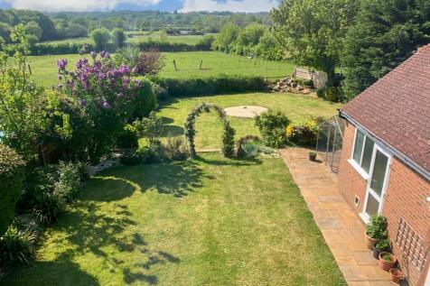 Rear Garden/View