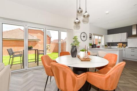Kitchen/Dining/ Family Room