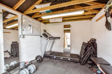Workshop/Outbuildings