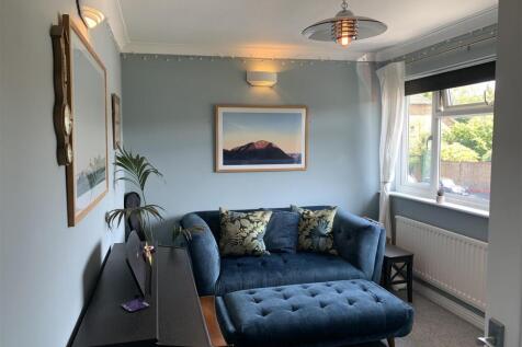 Bedroom 4/Study