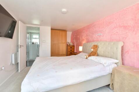 Outbuilding - Room 1 - Used As A Bedroom