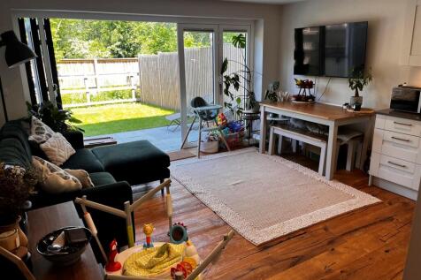 Kitchen/Lounge