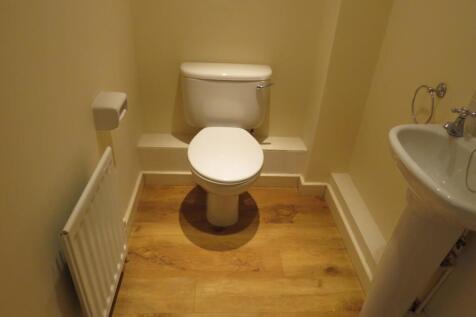 Cloakroom/wc