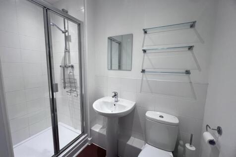 En-suite Bathroom