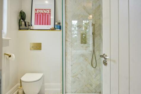 212 Canterbury Road Ph19.jpg