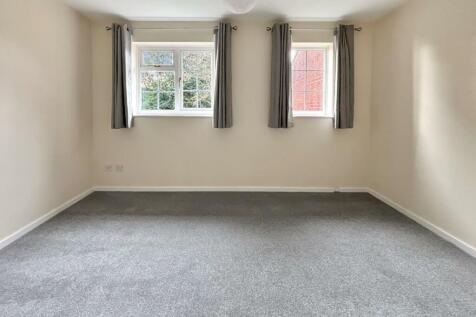 4 - Bed1.jpg