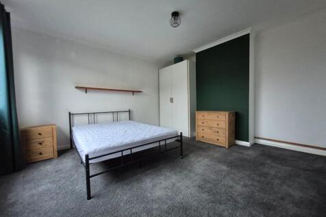 Bedroom 3.jpg