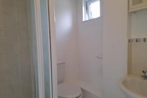 ensuite.jpg