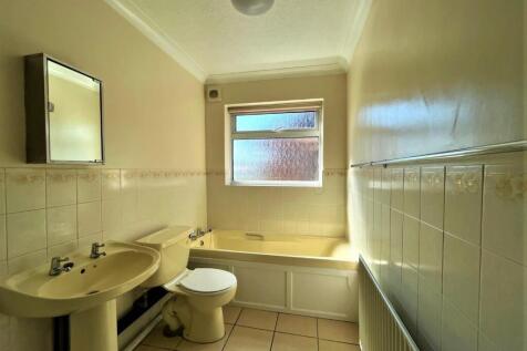 Bathroom.jpg