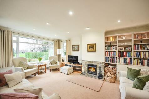 Court Cottage Ph87.jpg