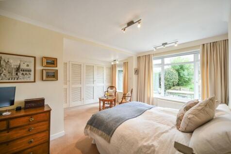 Court Cottage Ph69.jpg
