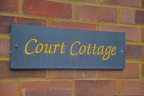 Court Cottage Ph6.jpg