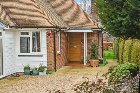 Court Cottage Ph4.jpg