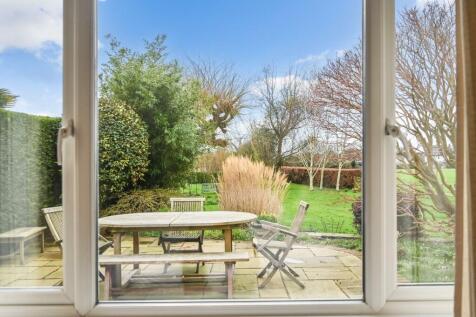 Court Cottage Ph65.jpg