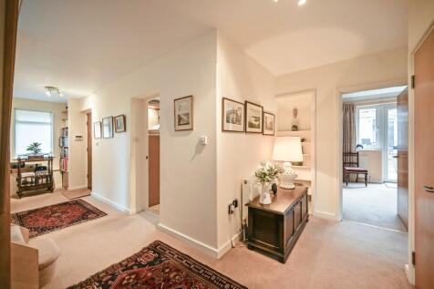 Court Cottage Ph79.jpg