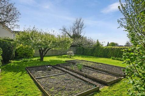 Court Cottage Ph19.jpg