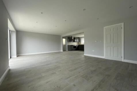 Lounge 2.jpg