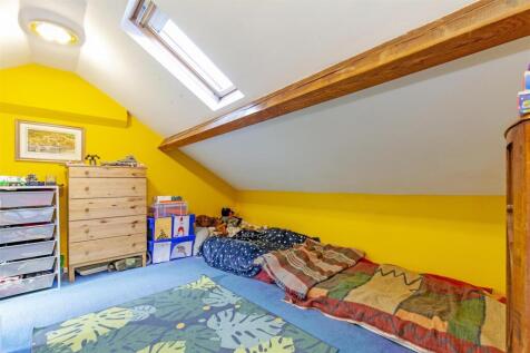 Bedroom 2-1.jpg
