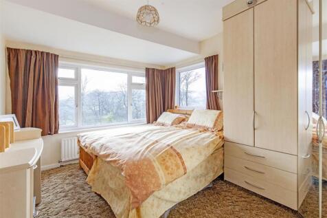 Corner bedroom