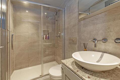 Shower Room-1.jpg