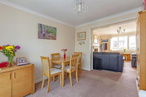 Dining Room-2.jpg