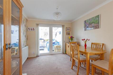 Dining Room-1.jpg