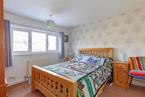 Bedroom 2-3.jpg
