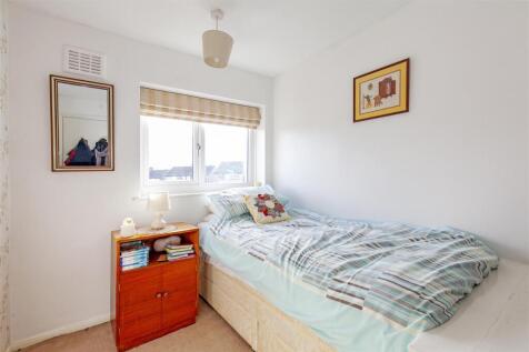 Bedroom 3-1.jpg