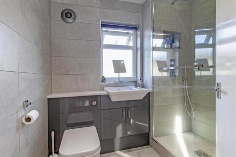 Shower Room-1.jpg