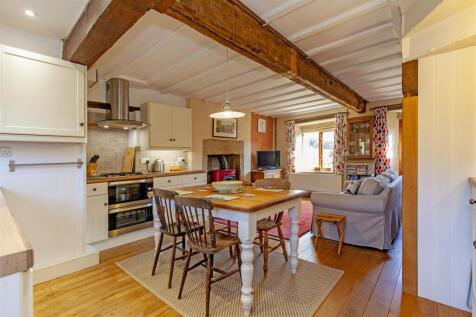 Kitchen-2.jpg