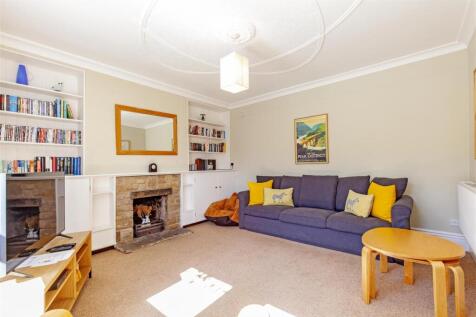 Reception Room-1.jpg